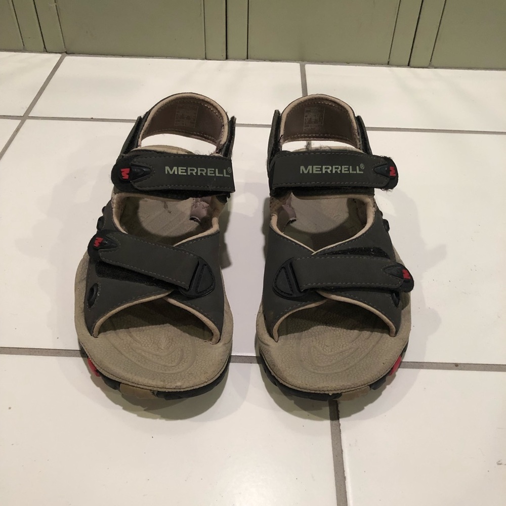 Merrell women’s sandals size 7 pre owned